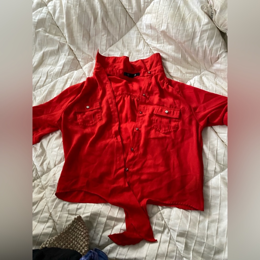 Viberate orange blouse